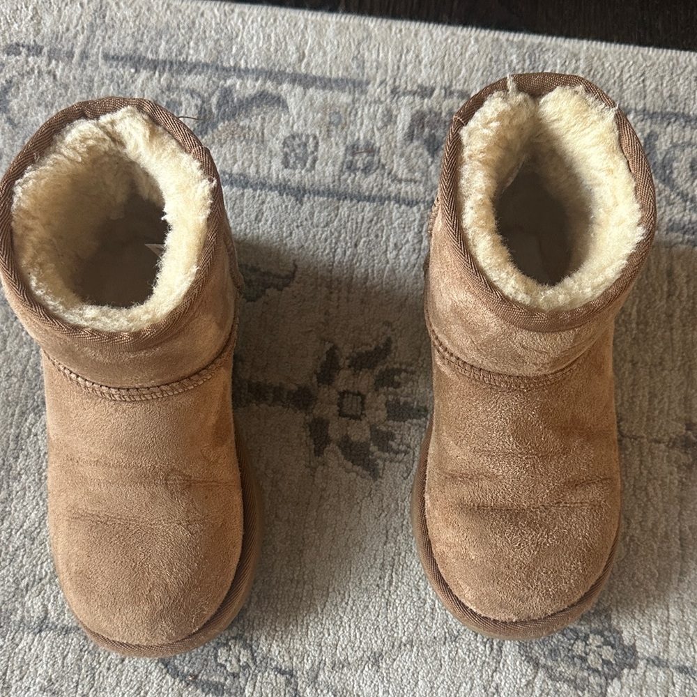 UGG Tan Kids Boots with Cozy Lining